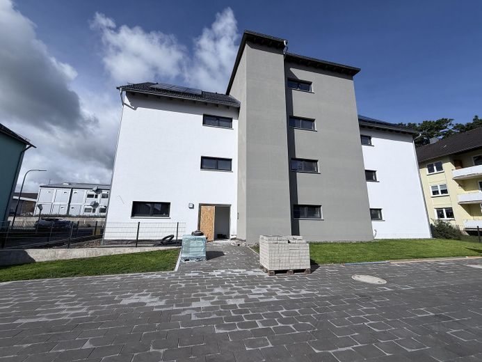 New-build 1-room apartment for rent – Photo 10