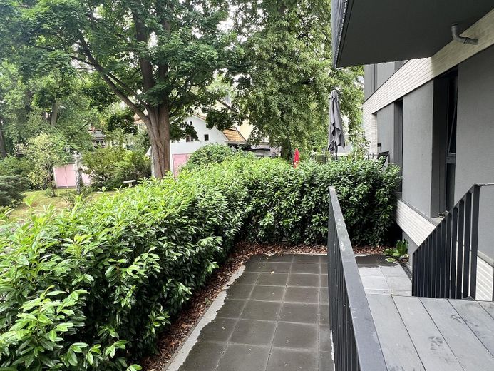 Privater Garten und Terrasse