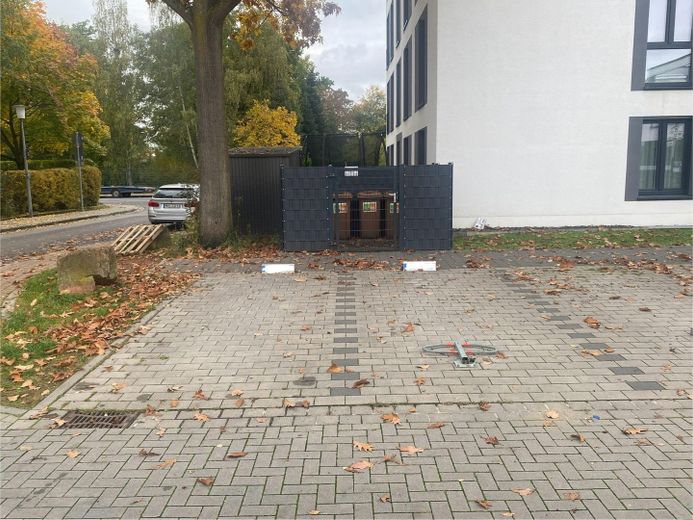 Zusätzlich anmietbar 2 Parkpl