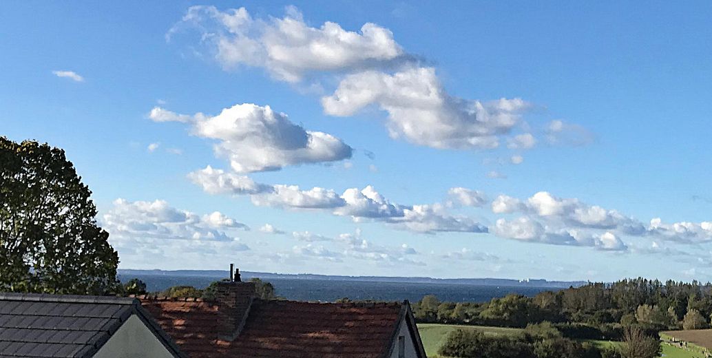 DHH-Juwel 90 qm mit Ostsee-Blick und Naturstrand – Seeblick Spitzboden 