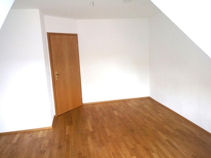 Habiter de façon idyllique dans l'Allgäu – spacieux appartement mansardé avec vue de rêve – Zimmer