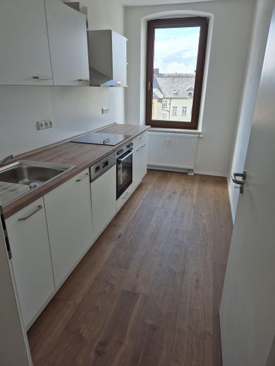 Ihr neues Zuhause in der Innenstadt: 4ZKB, kompl. saniert, mit Einbauküche – Foto 4