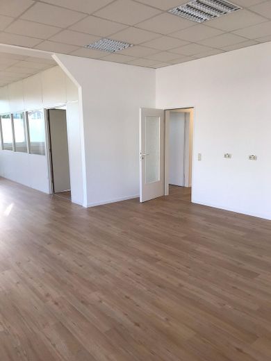 Büro EG