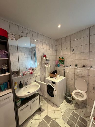 Gemütliche 2-Zimmer-Wohnung in Kemptener Bestlage – Badezimmer