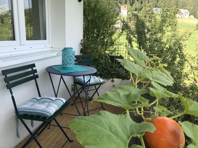 Haus für Individualisten + Genießer – EG Balkon