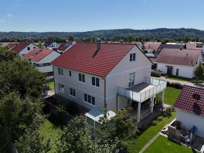 Haus mit viel Wohnraum – Foto 33