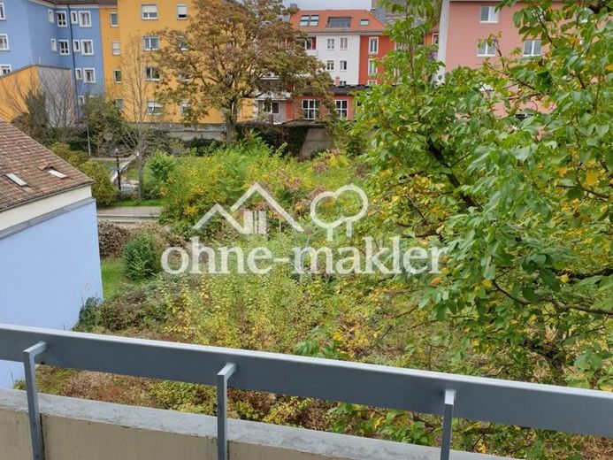 Fully furnished apartment/flat in a central location / covered parking space available – Photo 1