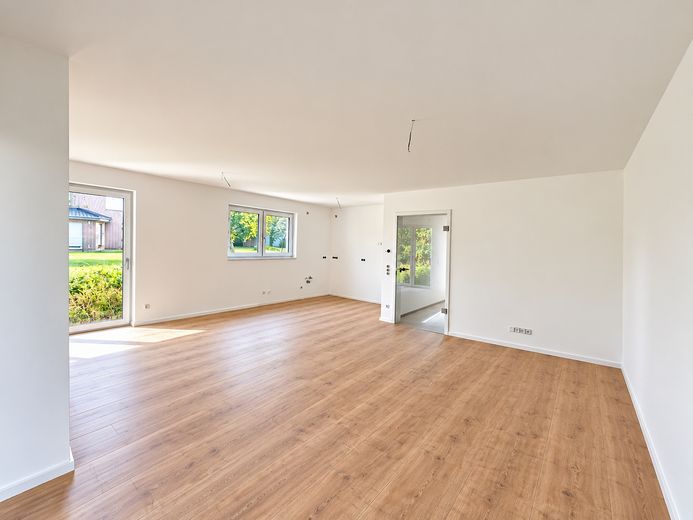 Moderne Neubau-Doppelhaushälfte mit Garten & Studio in Bad Lippspringe – Foto 8