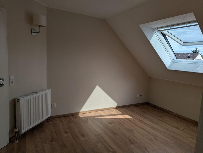 Luminoso piso de 2 habitaciones con encanto – Schlafzimmer_02