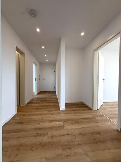 Hochwertig renovierte 3-Zimmer-Eigentumswohnung mit Loggia & Balkon – Erstbezug nach Renovierung – Foto 10
