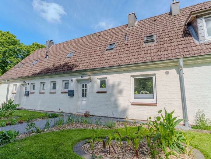 Zwei Häuser – doppelte Möglichkeiten: Wohnen, Vermieten oder clever investieren in Friedrichstadt – Foto 1