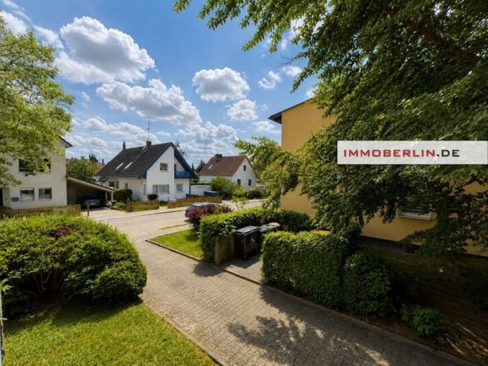IMMOBERLIN.DE - Harmoniously Positioned Apartment with Southwest-Facing Balcony – Photo 1