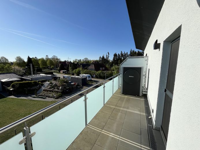 Balkon und Wärmepumpe