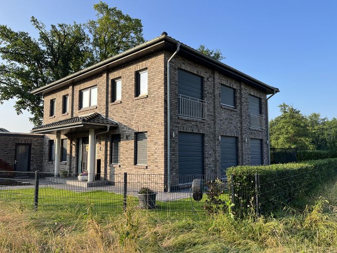 Exklusives Einfamilienhaus mit Wellness & Smart Home – Foto 2