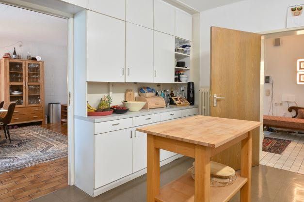 Großzügiges 1-2 Familienhaus mit viel Platz und gehobener Ausstattung – Küche