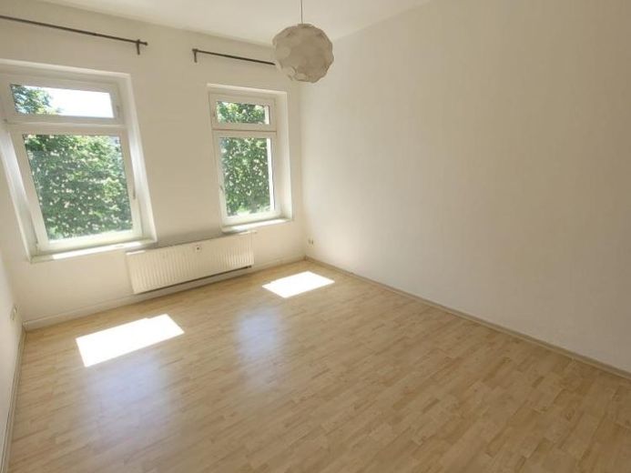 2 Raum Wohnung 4. OG direkt am Lene Voigt Park WG geeignet ab 01.11.2026 – Foto 1