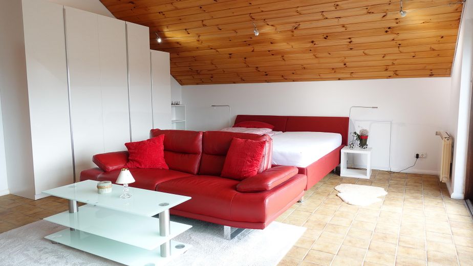 Großzügiges Einfamilienhaus in Ortsrandlage – 207 m² Wohnfläche auf 1.260 m² Grundstück – 21 OG 33 m², 2. Raumansicht