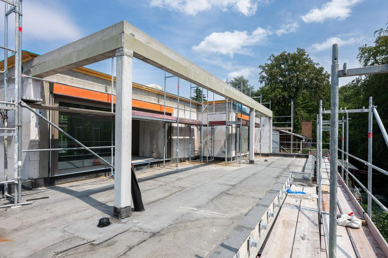 Wohnen über den Dingen – exklusives Penthouse mit Dachterrasse und traumhaftem Waldblick – Dachterasse