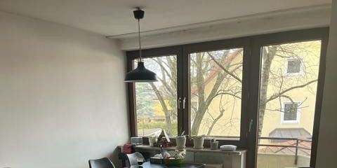 freundliche 3-Zi-Whg in München- Schwabing Nord – Wohnzimmeransicht 1