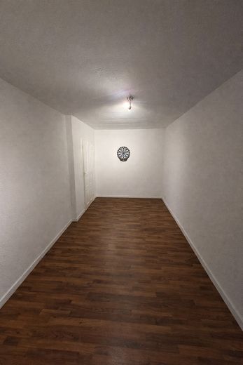 Wohnen am Park! Ruhige und helle 3 Zimmer-Wohnung im 3. OG. – Schlafzimmer I