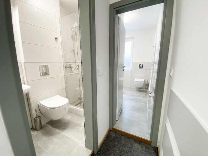Modernes Einzelzimmer in Bischofsheim 65474 – Foto 10