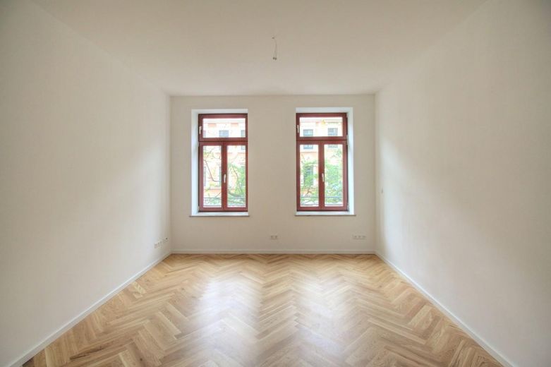 Neu sanierte 2-Zimmer-Wohnung mit Luxus-Einbauküche und Balkon – फोटो 10
