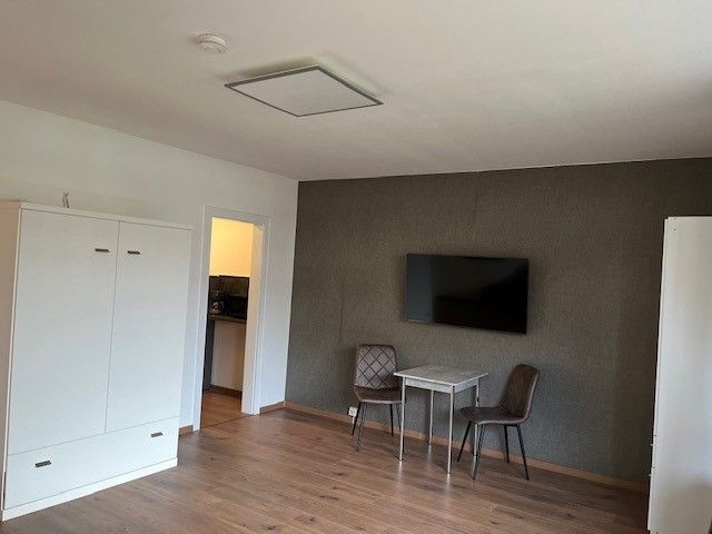 1 Zi. Whg. mit großer Terrasse, teilmöbliert Nähe Hamburg, Meckelfeld, KFZ Stellplatz – Foto 9