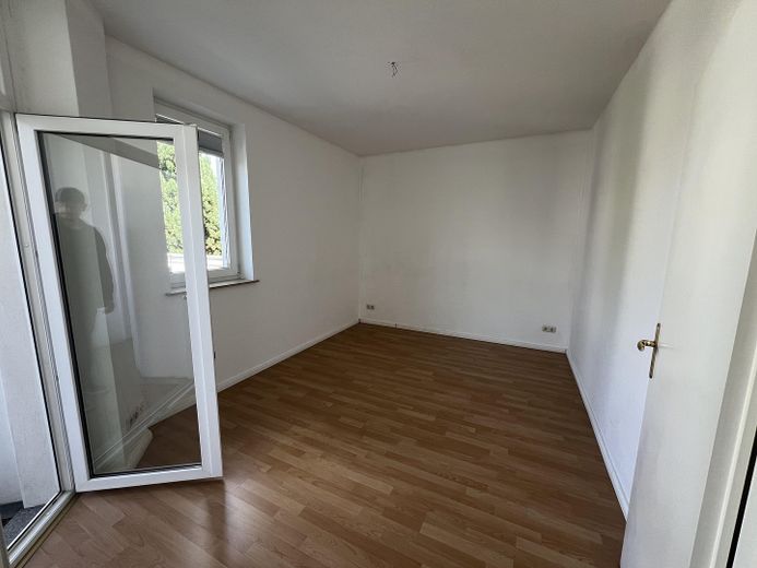 Charmante 2-Zi-Wohnung mit Balkon – ruhige Lage in Magdeburg-Stadtfeld Ost – Zimmer 1 2