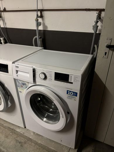 Waschkeller / Eigene Maschine