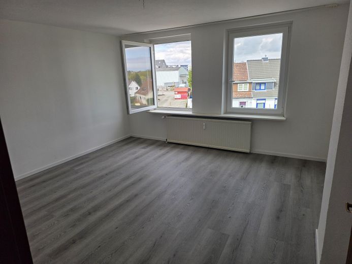 Tolle Dachgeschoss Wohnung in Schönkirchen – Foto 4
