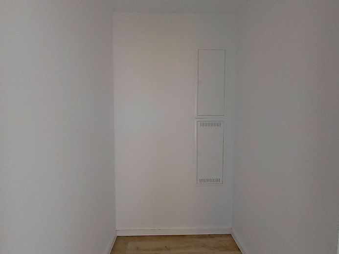Moderne 3-Zimmer-Wohnung mit Einbauküche und Balkon in Berlin! – Musteransicht: Abstellraum