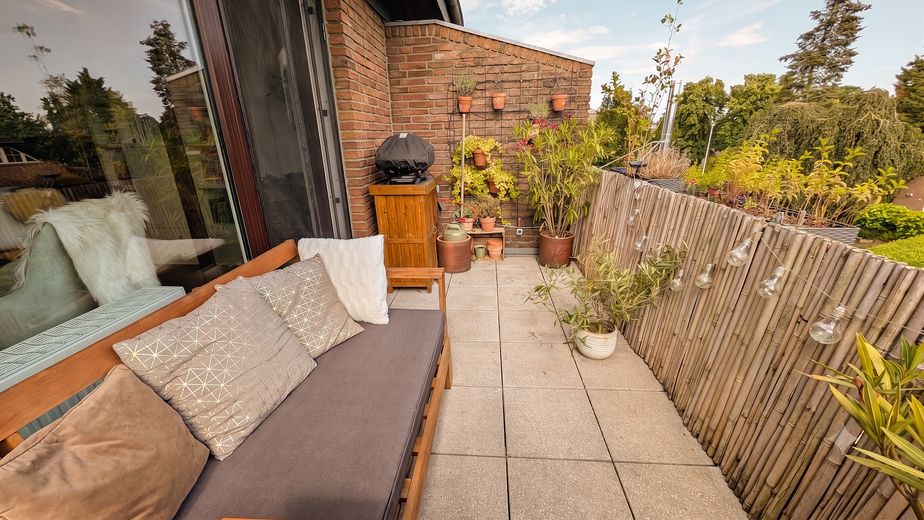 Großzügige Maisonette-Wohnung mit Süd-Balkon in Zentrumnähe – Balkon