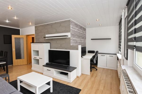 5-room apartment with elevator, 2 balconies and furnishings