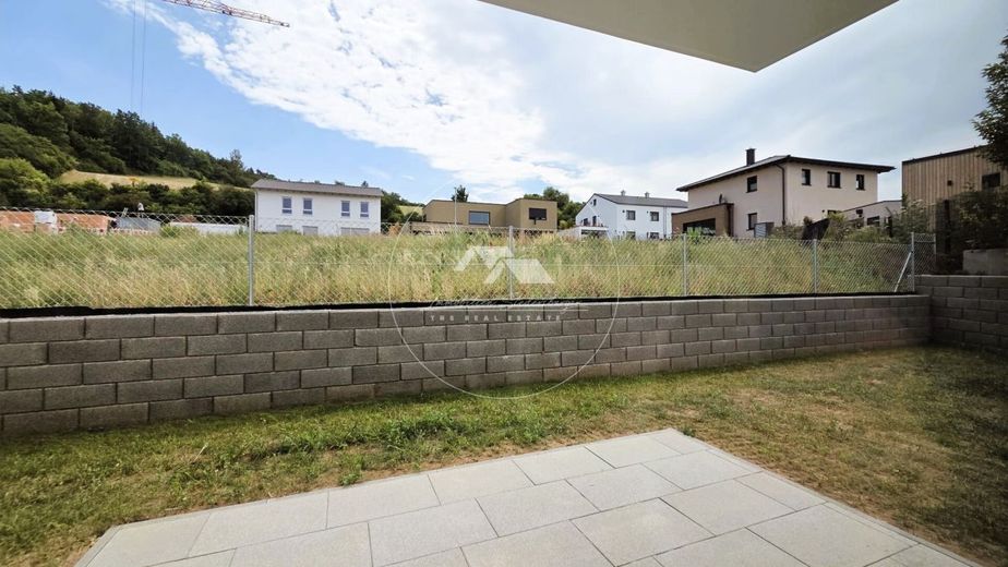 Exklusive 4-Zimmer-Neubauwohnung mit Hobbyraum, Büro, Terrasse &amp; KfW-40-Standard - Erstbezug zum Kauf - PROVISIONSFREI! – Blick von Der Terrasse