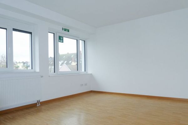 Moderne Wohnung (2021) in zentraler Lage – mit Einbauküche & Energieeffizienz A+
