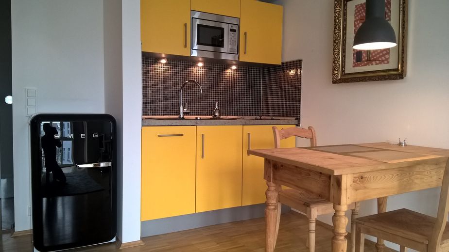 Traumwohnung, Leipzig-Gohlis, - möbliert, FREI AB 15. AUGUST 2026 – Küchenzeile