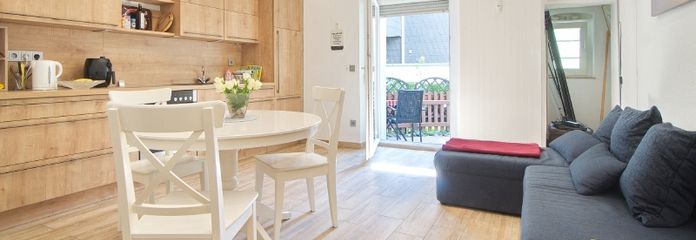 Gemütliche Wohnung in ruhiger Seitenstraße, mit Gartenterrasse, komplett möbliert, in direkter Nähe zur U 35 Haltestelle Feldsieperstraße – 18c8a6c74b8ff9b9f95b479718c52fb31c45b158.jpg