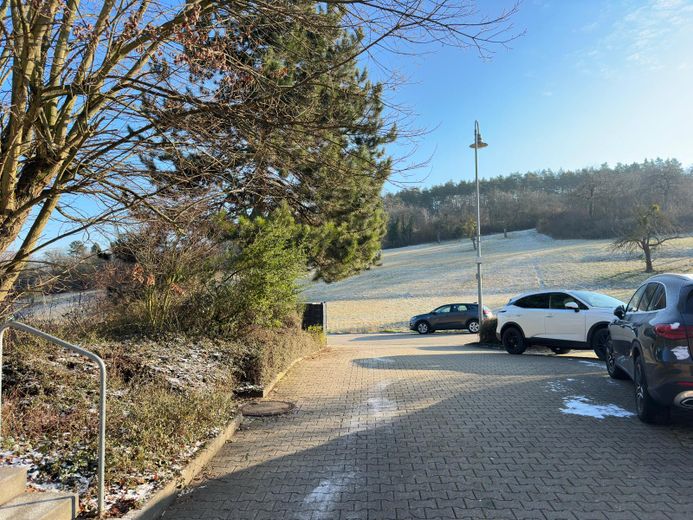 Cazip 2 odalı çatı katı dairesi (35 m2), huzurlu yerleşim bölgesinin kenarında, konfor ve mahremiyet garantisiyle – WJ-00185_bild_002.jpg