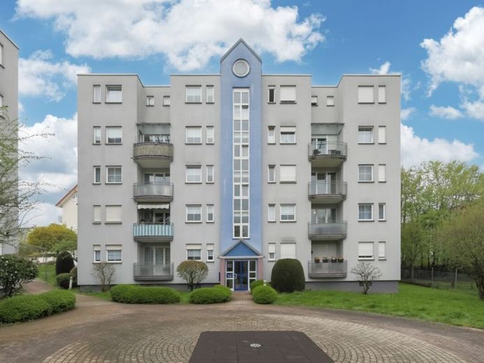 Bevorzugte Wohnlage - 3,5-Zimmer-Wohnung mit Wintergarten! – Foto 1