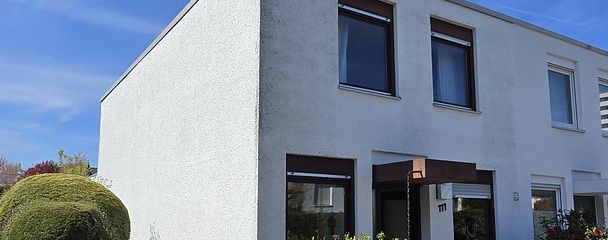 Reihenendhaus in beliebter Lage von Pforzheim Sonnenhof – Fassade