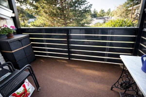 Dachgeschosswohnung mit 2 Balkonen & großem Keller in Mahlsdorf-Süd