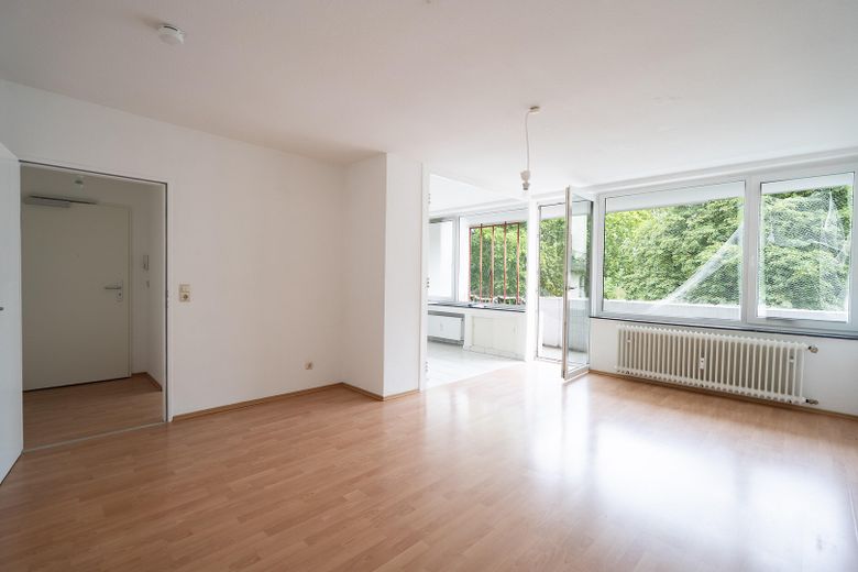 3-pokojowe mieszkanie z dwoma balkonami w centrum Frankfurtu – Zdjęcie 2