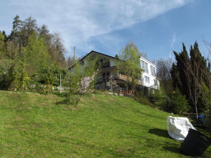 Haus von unterer Zufahrt 2015