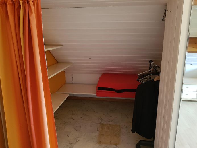 begehbarer Kleiderschrank DG