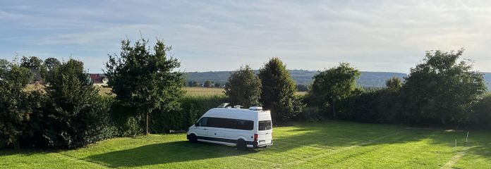 Blick auf Grundstück