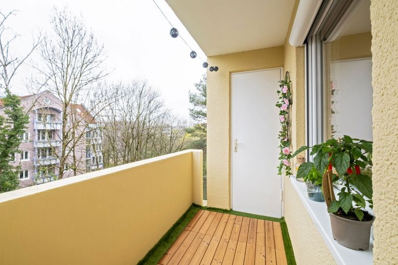 Balkon Zimmer 1 mit Kammer