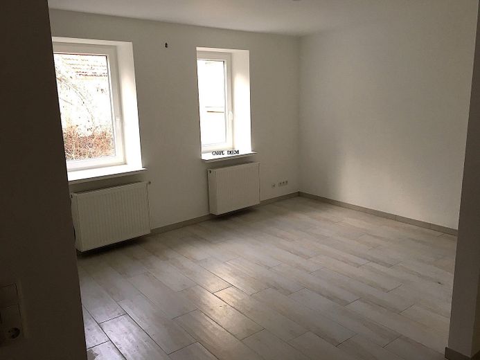 Großzügiger, heller Wohnraum