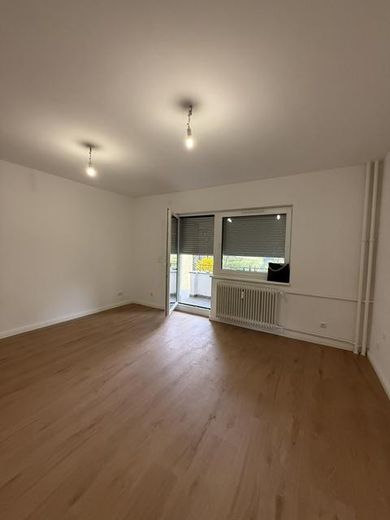Wohnzimmer + Rollos