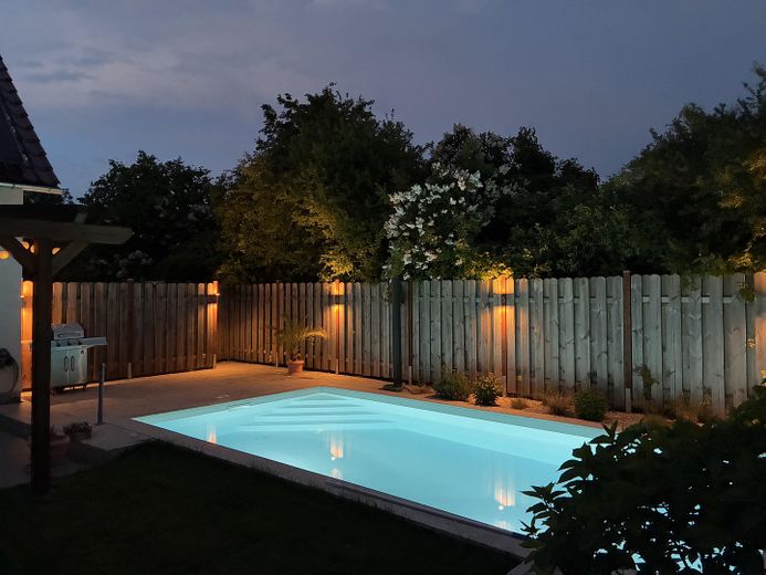 Modernes Einfamilienhaus mit Pool und Keller mit separatem Zugang – फोटो 6