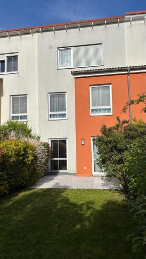 Well-maintained terraced house in Erlangen, privately owned, no commission – Photo 3